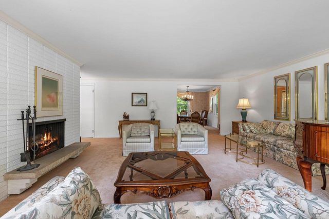 115 LITTLE SWISS PLACE, Green Bay, WI 54302