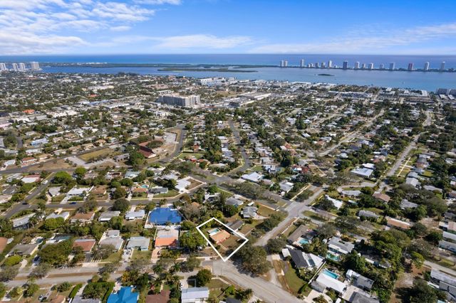 545 Flagler Boulevard, West Palm Beach, FL 33403