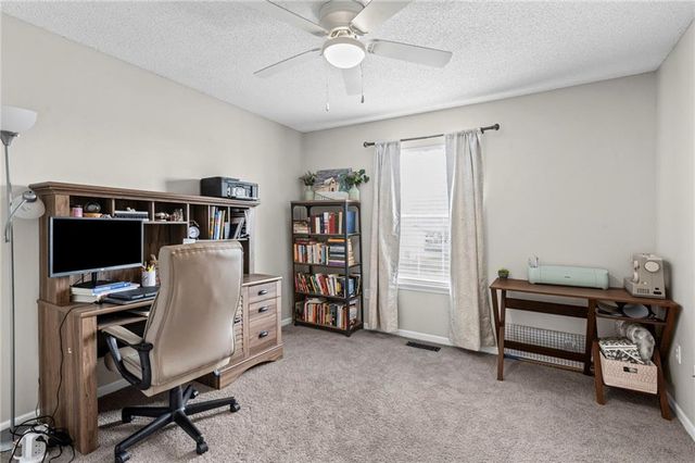 702 NW Eagle Drive, Grain Valley, MO 64029