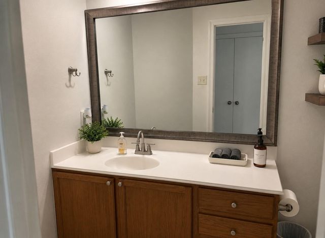 6022 Minard Drive, Katy, TX 77449