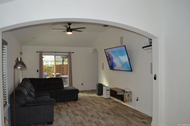 10811 Gemsbuck Lodge, San Antonio, TX 78245