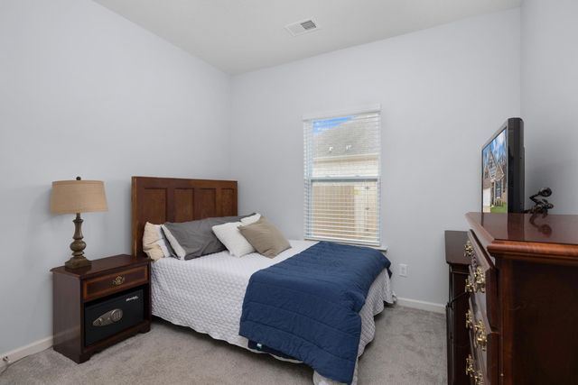 525 WINDEMERE LOOP, Oakland, TN 38060