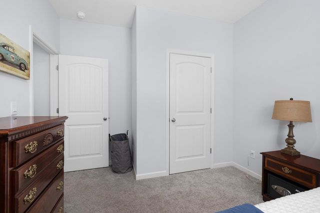 525 WINDEMERE LOOP, Oakland, TN 38060