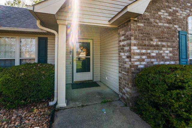 4801 Lonoke Lane, Jonesboro, AR 72401