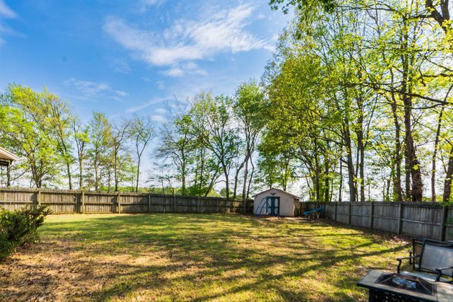 4801 Lonoke Lane, Jonesboro, AR 72401