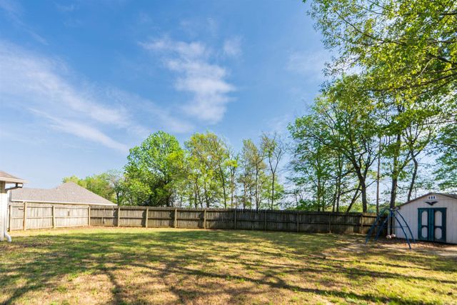 4801 Lonoke Lane, Jonesboro, AR 72401