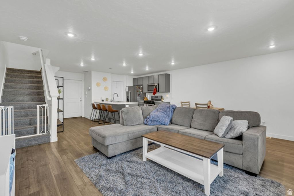 291 E SERENITY AVE, Tooele, UT 84074