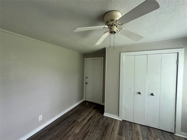 4611 Bradshaw Street, Dallas, TX 75215