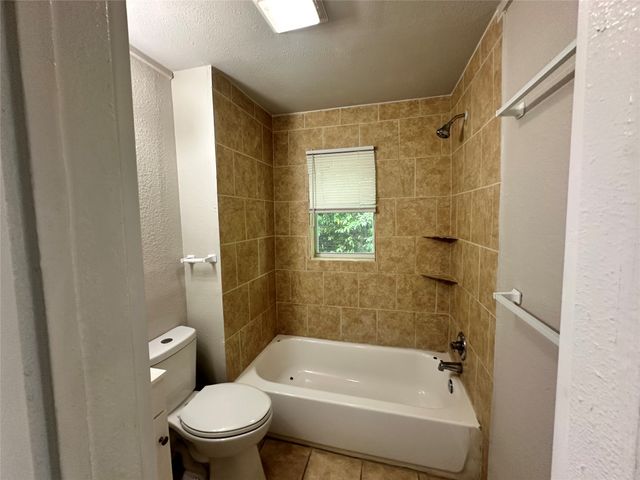 4611 Bradshaw Street, Dallas, TX 75215
