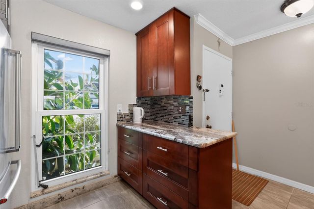 7200 ULMERTON ROAD E3, Largo, FL 33771