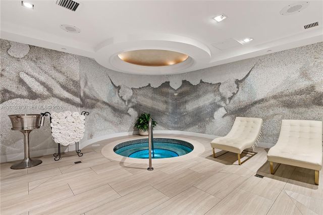 16047 Collins Ave 704, Sunny Isles Beach, FL 33160