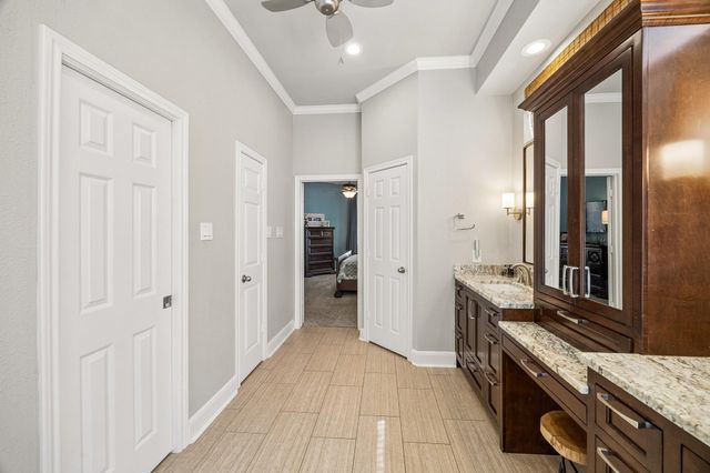 1822 Winter Grape Lane, Kingwood, TX 77345