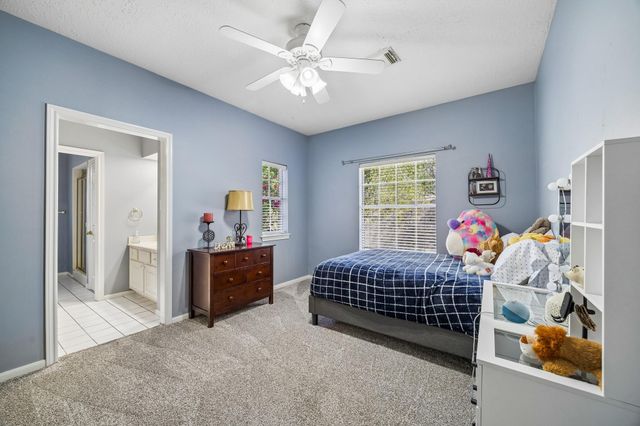 1822 Winter Grape Lane, Kingwood, TX 77345