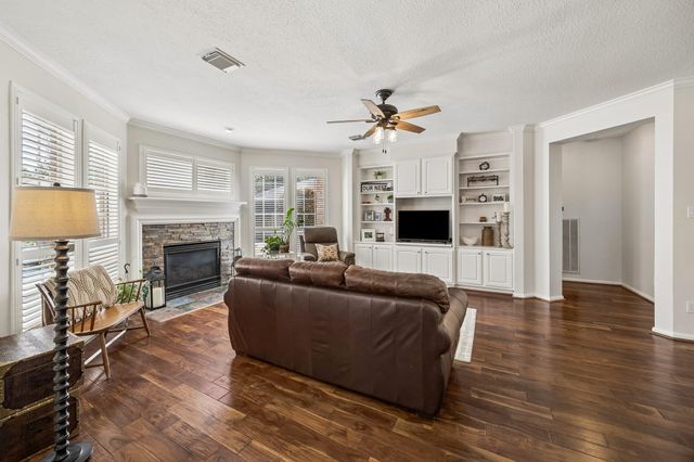 1822 Winter Grape Lane, Kingwood, TX 77345