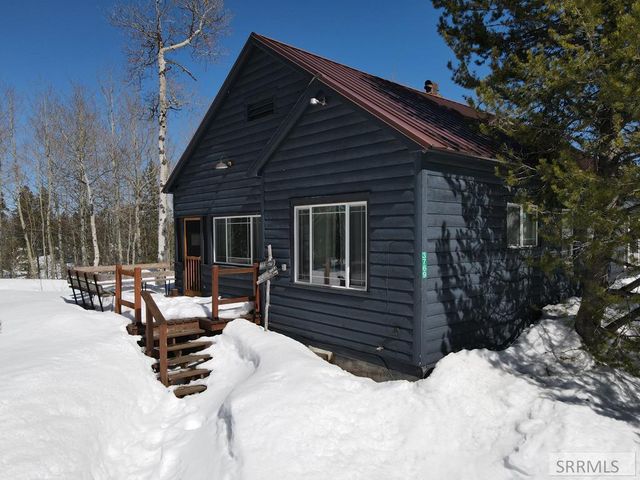 3769 Lava Lane, Island Park, ID 83429