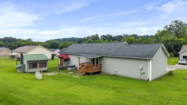 153 Claire Street, Benton, TN 37307