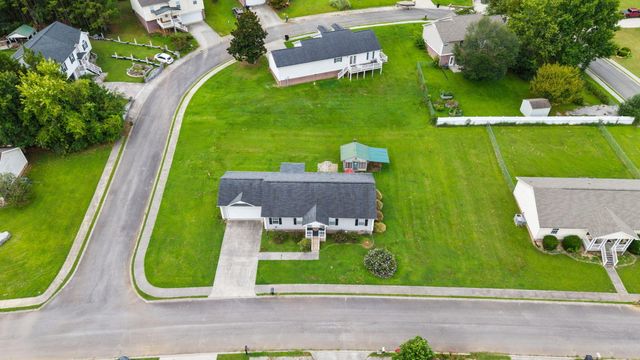 153 Claire Street, Benton, TN 37307