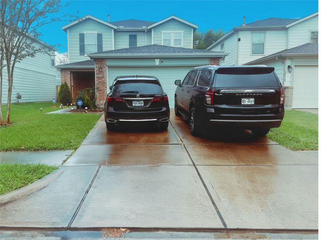 13014 Skyview Bend Drive, Houston, TX 77047