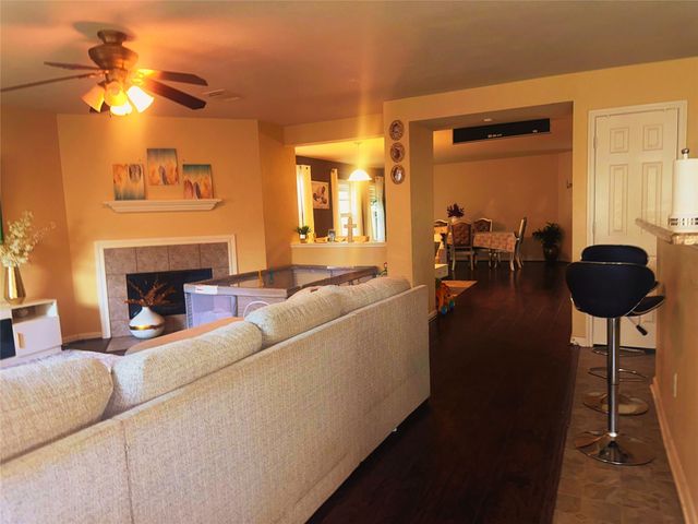 13014 Skyview Bend Drive, Houston, TX 77047