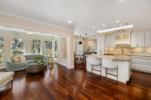 2195 HARBOURSIDE DRIVE 404, Longboat Key, FL 34228