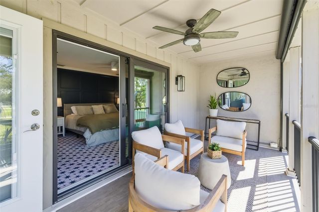 2195 HARBOURSIDE DRIVE 404, Longboat Key, FL 34228