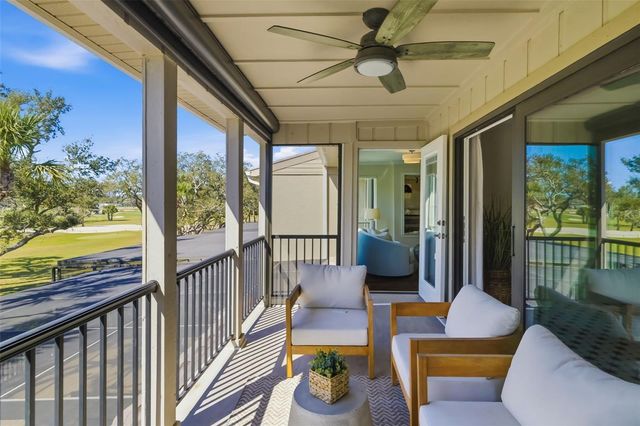 2195 HARBOURSIDE DRIVE 404, Longboat Key, FL 34228