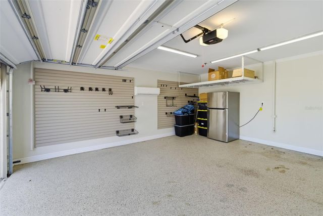 2195 HARBOURSIDE DRIVE 404, Longboat Key, FL 34228