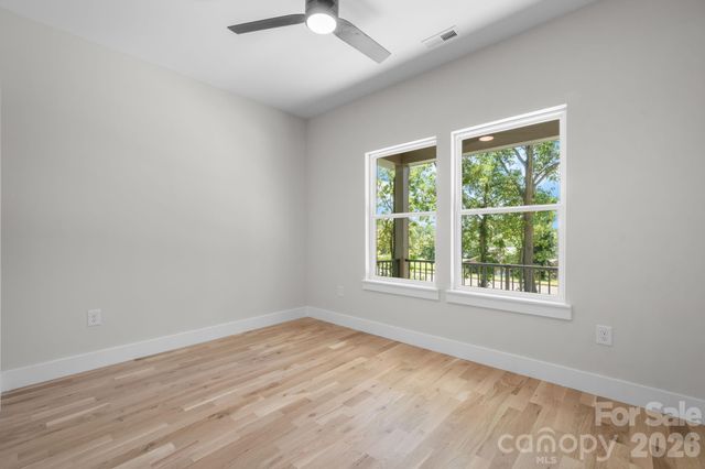 718 W 1st Street, Newton, NC 28658
