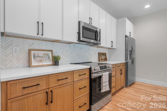 718 W 1st Street, Newton, NC 28658
