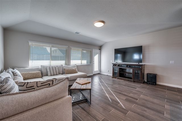 1220 Mill Place, Aubrey, TX 76227