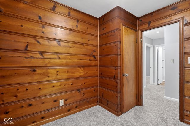 1260 Lincoln Drive, Noblesville, IN 46060