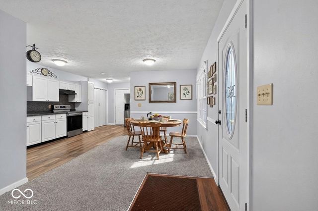 1260 Lincoln Drive, Noblesville, IN 46060