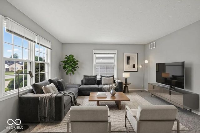 1260 Lincoln Drive, Noblesville, IN 46060