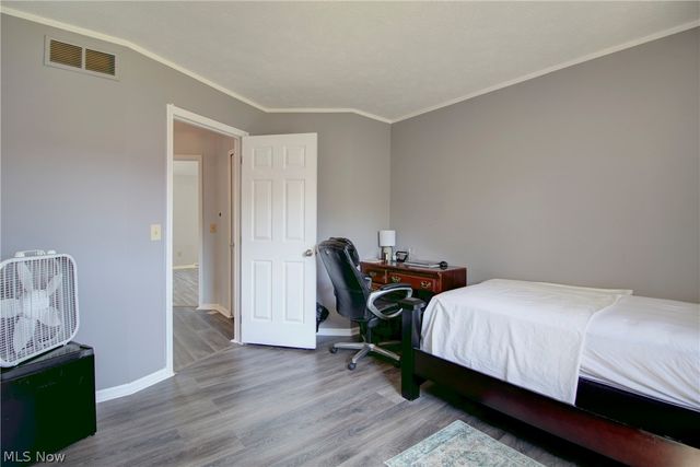 17639 Lexington Lane, Strongsville, OH 44136
