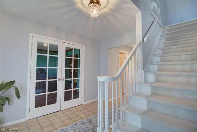 17639 Lexington Lane, Strongsville, OH 44136