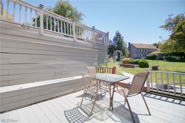 17639 Lexington Lane, Strongsville, OH 44136