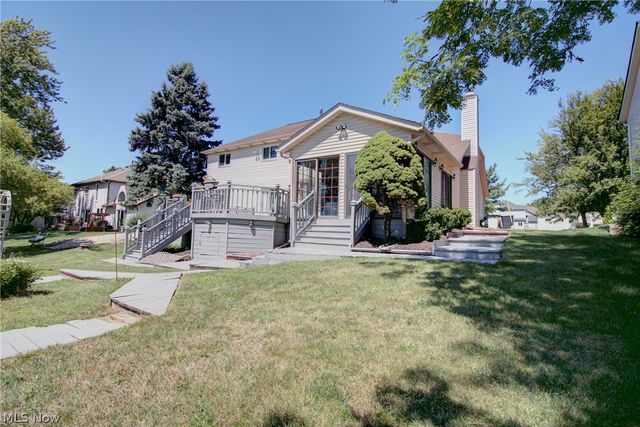 17639 Lexington Lane, Strongsville, OH 44136