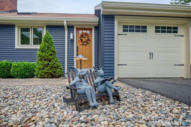 44 Brookmoor Road, Avon, CT 06001