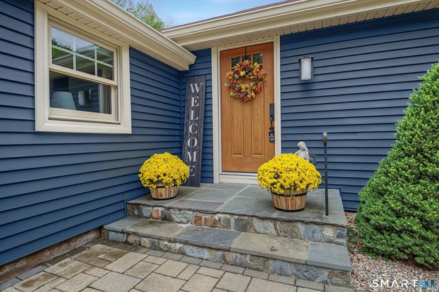 44 Brookmoor Road, Avon, CT 06001