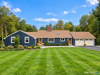 44 Brookmoor Road, Avon, CT 06001
