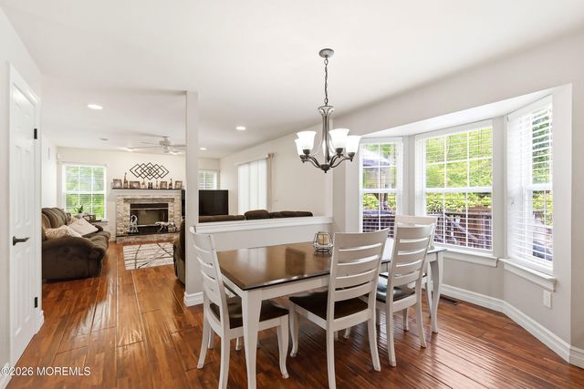 3 Arrowshead Circle, Jackson, NJ 08527