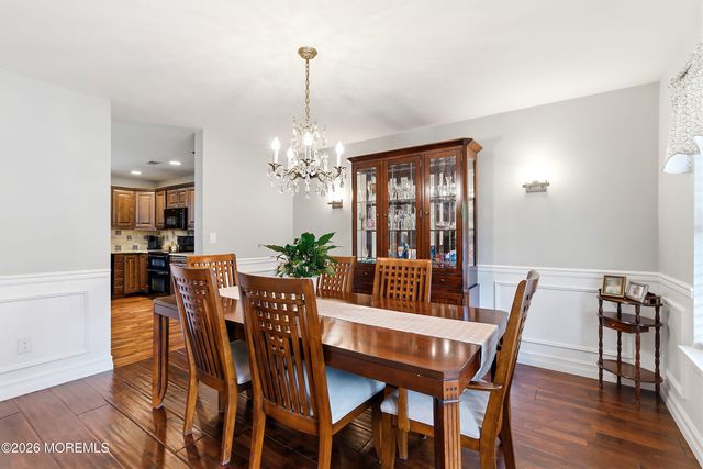 3 Arrowshead Circle, Jackson, NJ 08527