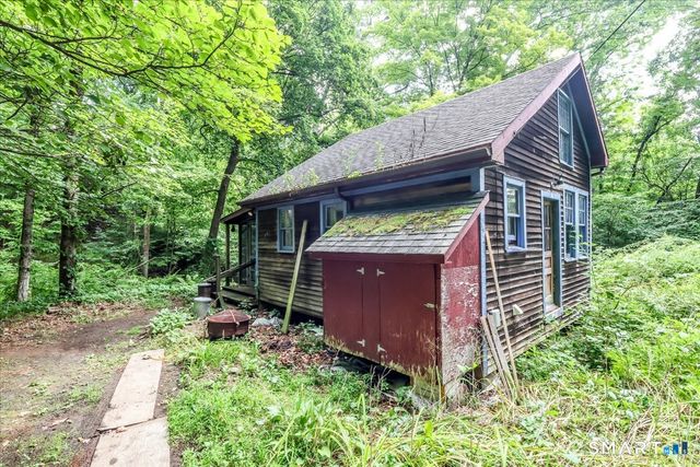 36 Paper Mill Road, New Milford, CT 06776