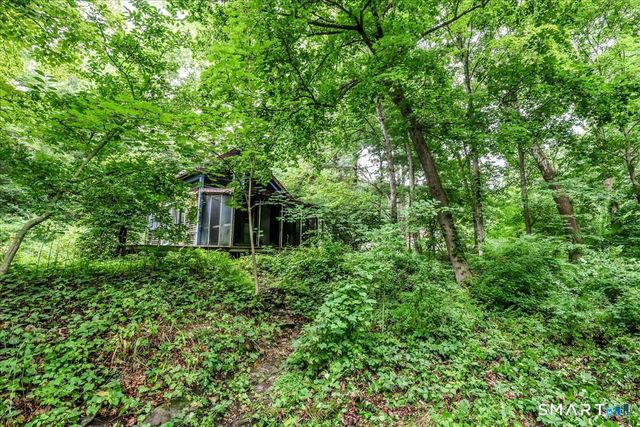 36 Paper Mill Road, New Milford, CT 06776