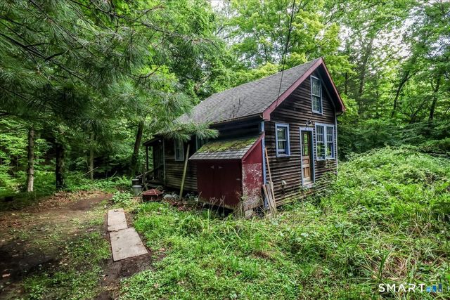 36 Paper Mill Road, New Milford, CT 06776