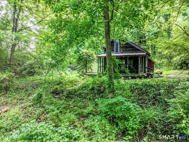 36 Paper Mill Road, New Milford, CT 06776