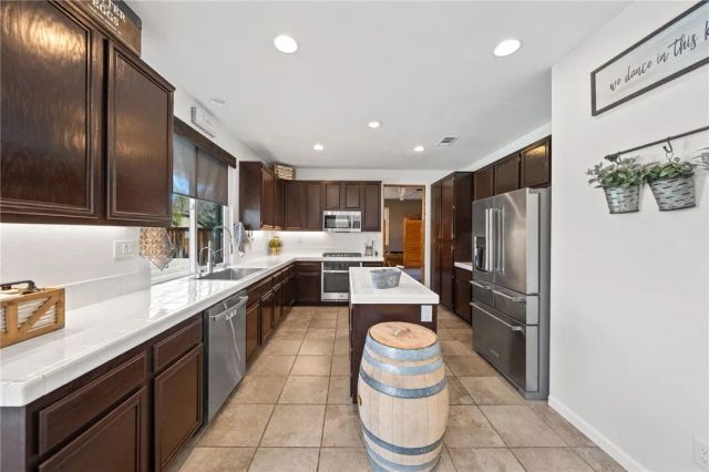 32546 Lost Rd., Lake Elsinore, CA 92532