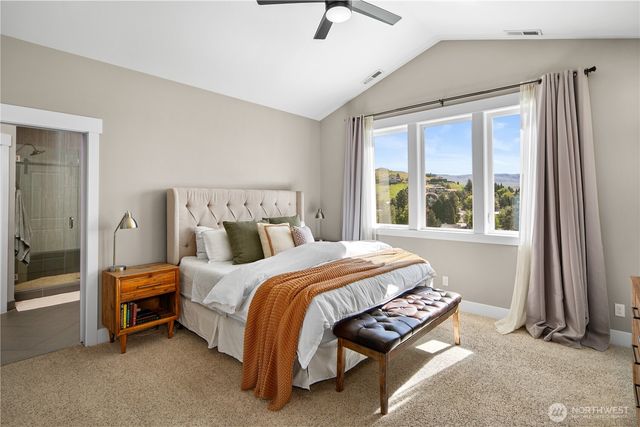 850 Autumn Crest Drive, Wenatchee, WA 98801