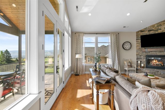 850 Autumn Crest Drive, Wenatchee, WA 98801