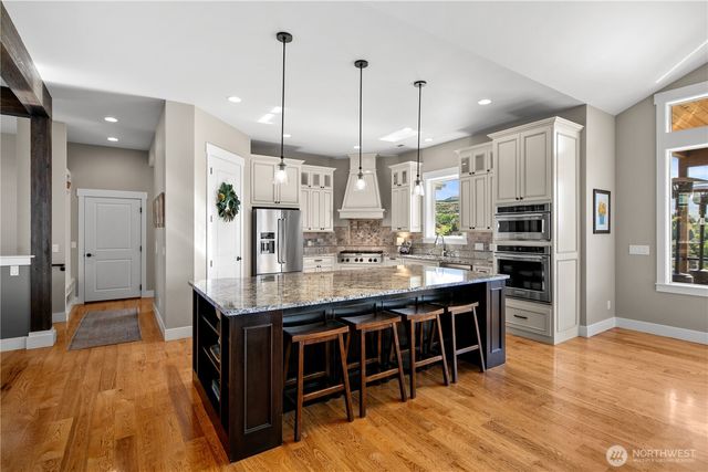 850 Autumn Crest Drive, Wenatchee, WA 98801